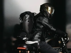 Point 65 Boblbee GTX25L Ghost Carbon Black Print -Motorfiets Uitrusting Winkel point 65 boblbee gtx25l ghost carbon black print 1