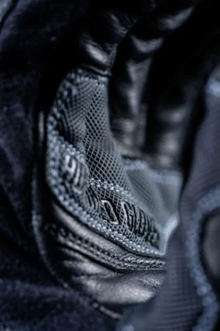 Five RFX WP Zwart -Motorfiets Uitrusting Winkel rfx wp black focus 2